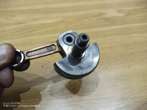 McCULLOCH B26 PS WAŁ KORBOWY KORBOWÓD ORYG