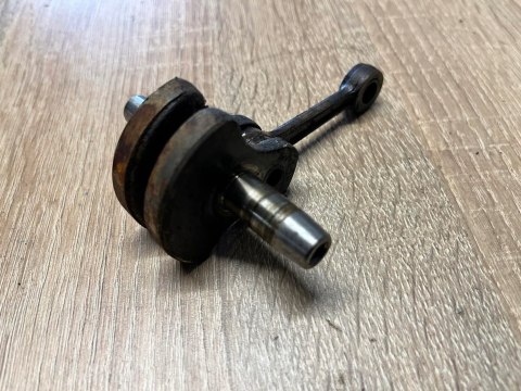 ROBIN NB31 WAŁ KORBOWY KORBOWÓD ORYG