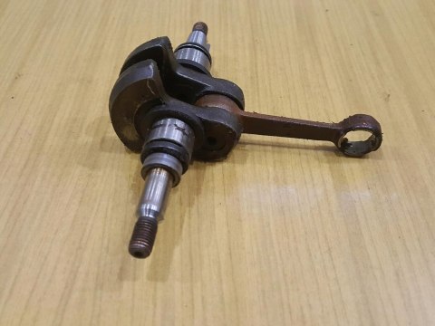 SHINDAIWA YB 301 WAŁ KORBOWY KORBOWÓD ORYG