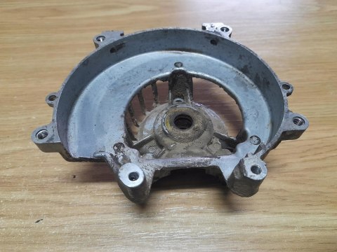 ACTIVE 4.0 KARTER OBUDOWA SILNIKA KORPUS POŁÓWKA