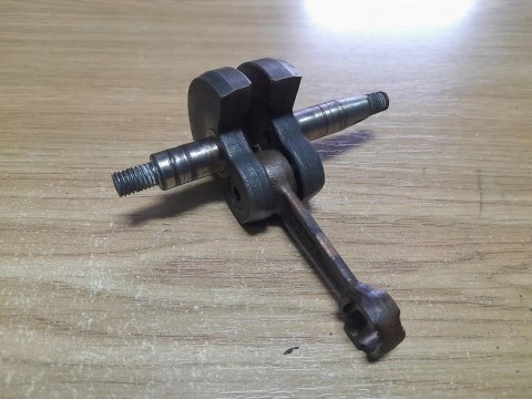 ACTIVE 4.0 WAŁ KORBOWY KORBOWÓD