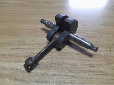 ACTIVE 4.0 WAŁ KORBOWY KORBOWÓD