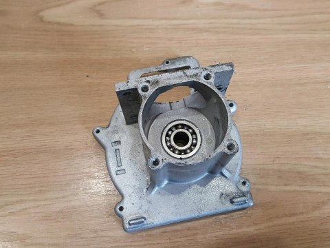 HOMELITE I625CD KARTER OBUDOWA SILNIKA KORPUS