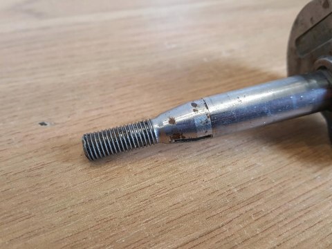 HOMELITE I625CD WAŁ KORBOWY