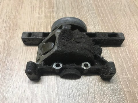 HOMELITE ST-100 KARTER OBUDOWA SILNIKA KORPUS