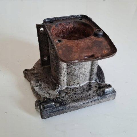 HOMELITE ST155 KARTER OBUDOWA SILNIKA KORPUS