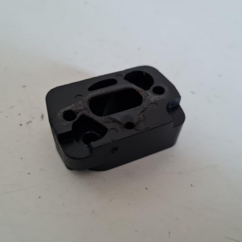 MCCULLOCH MD 320 AV KRÓCIEC PODSTAWA MOCOWANIE