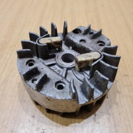 MCCULLOCH MD 320 AV MAGNETO KOŁO MAGNESOWE