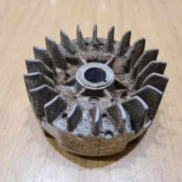 MCCULLOCH MD 320 AV MAGNETO KOŁO MAGNESOWE