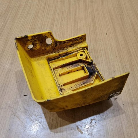 MCCULLOCH MD 320 AV OSŁONA OBUDOWA POKRYWA KORPUS