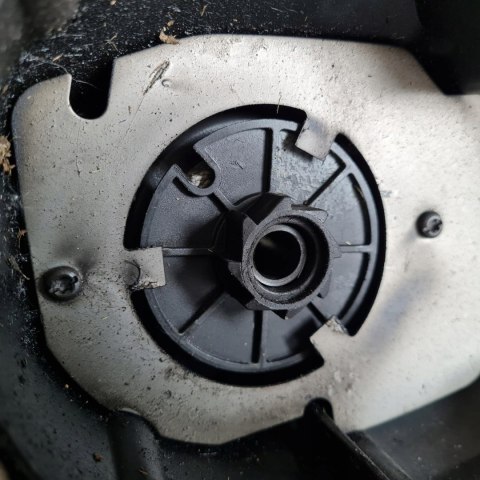 MCCULLOCH MD 320 AV SZARPAK STARTER ROZRUSZNIK OBUDOWA