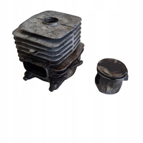 MCCULLOCH MD 330 AV CYLINDER TŁOK ORYGINAŁ KOMPLET