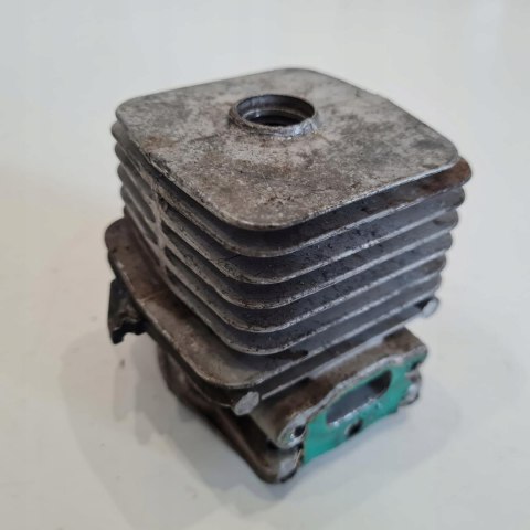 MCCULLOCH MD 330 AV CYLINDER TŁOK ORYGINAŁ KOMPLET