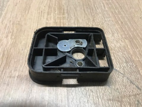 SL30C3 PODSTAWA OSŁONA OBUDOWA MOCOWANIE