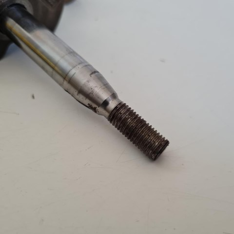 HOMELITE UT 20748 WAŁ KORBOWY KORBOWÓD