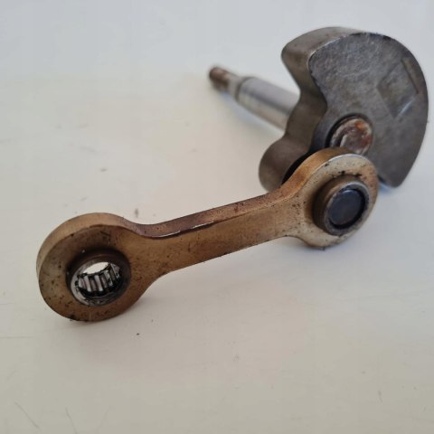 HOMELITE UT 20748 WAŁ KORBOWY KORBOWÓD