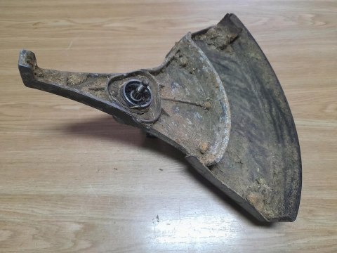 MCCULLOCH MD 330 AV GŁOWICA TNĄCA OSŁONA OBUDOWA