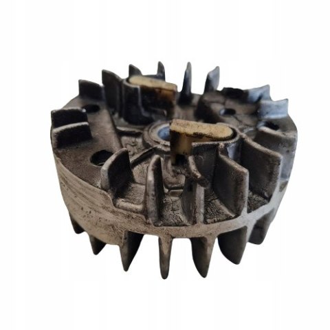 MCCULLOCH MD 330 AV MAGNETO KOŁO MAGNESOWE