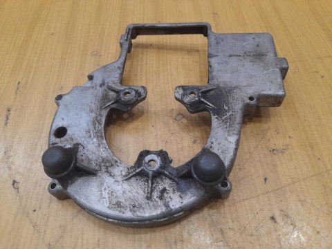 MCCULLOCH MD 330 AV OSŁONA OBUDOWA POKRYWA KORPUS