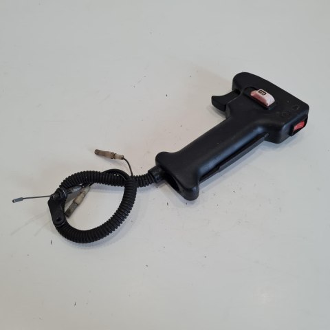 MCCULLOCH MD 330 AV RĄCZKA GAZU RĘKOJEŚĆ MANETKA UCHWYT