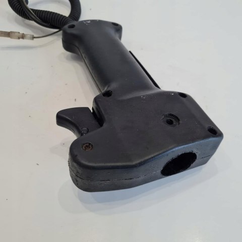 MCCULLOCH MD 330 AV RĄCZKA GAZU RĘKOJEŚĆ MANETKA UCHWYT