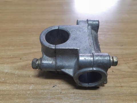 MCCULLOCH MD 330 AV UCHWYT MOCOWANIE STELAŻ OBEJMA