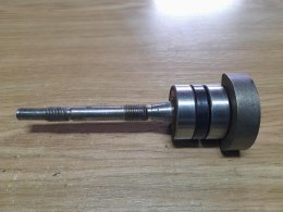 MCCULLOCH MD 330 AV WAŁ KORBOWY