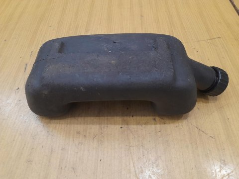 MCCULLOCH MD 330 AV ZBIORNIK PALIWA BAK