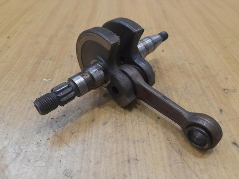 MCCULLOCH MD 4100 WAŁ KORBOWY KORBOWÓD