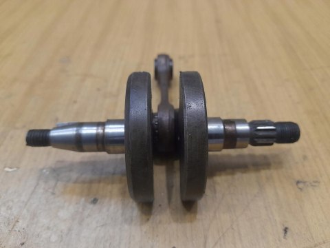 MCCULLOCH MD 4100 WAŁ KORBOWY KORBOWÓD