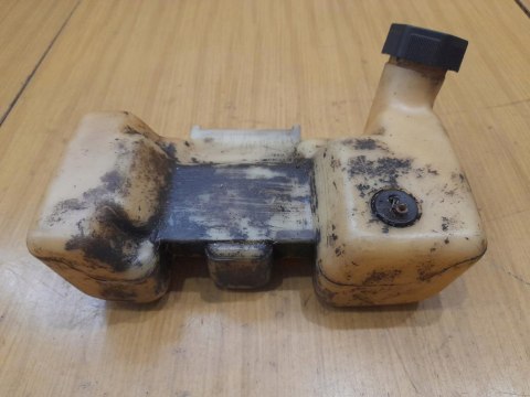 MCCULLOCH MD 4100 ZBIORNIK PALIWA BAK