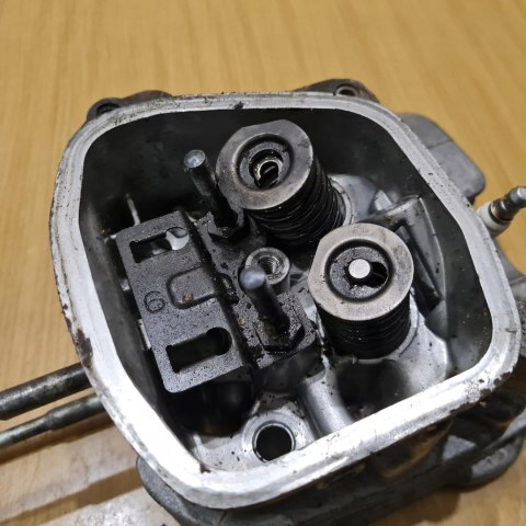 HONDA GXV 340 GŁOWICA ZAWORY POKRYWA KOMPLET