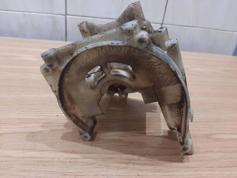 SOLO 105 KARTER OBUDOWA SILNIKA BLOK KORPUS