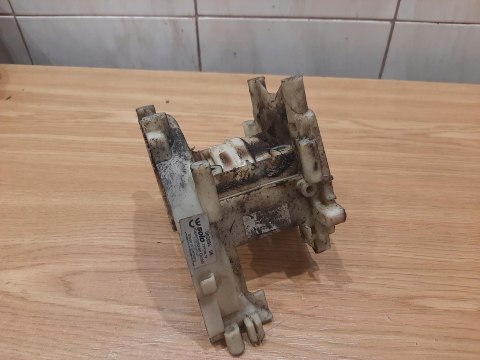 SOLO 105 KARTER OBUDOWA SILNIKA BLOK KORPUS