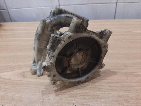 SOLO 105 KARTER OBUDOWA SILNIKA BLOK KORPUS